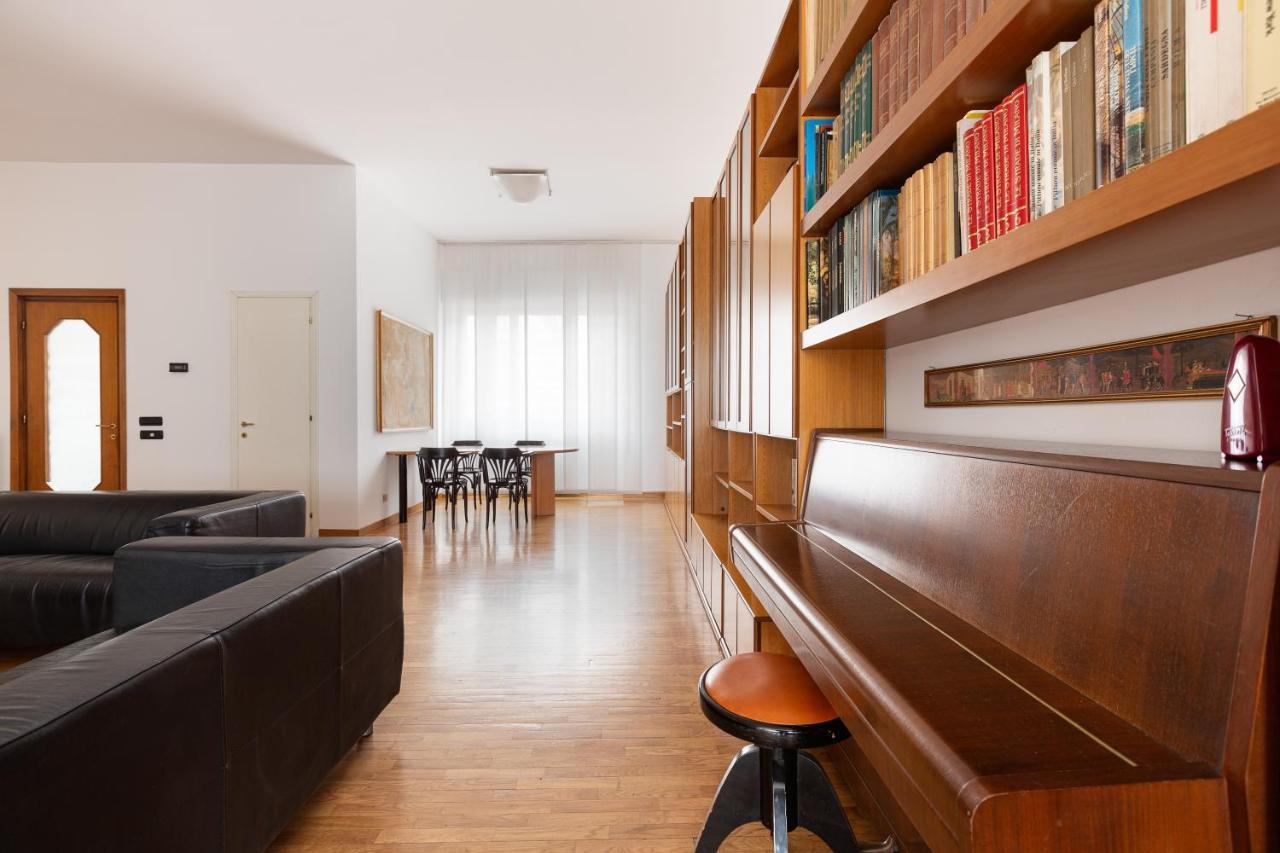 Ca' Stellini - Comoda Casa Indipendente Con Parcheggio Privato Milano Eksteriør bilde